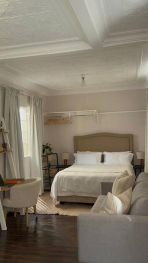 The Afrikaya Home